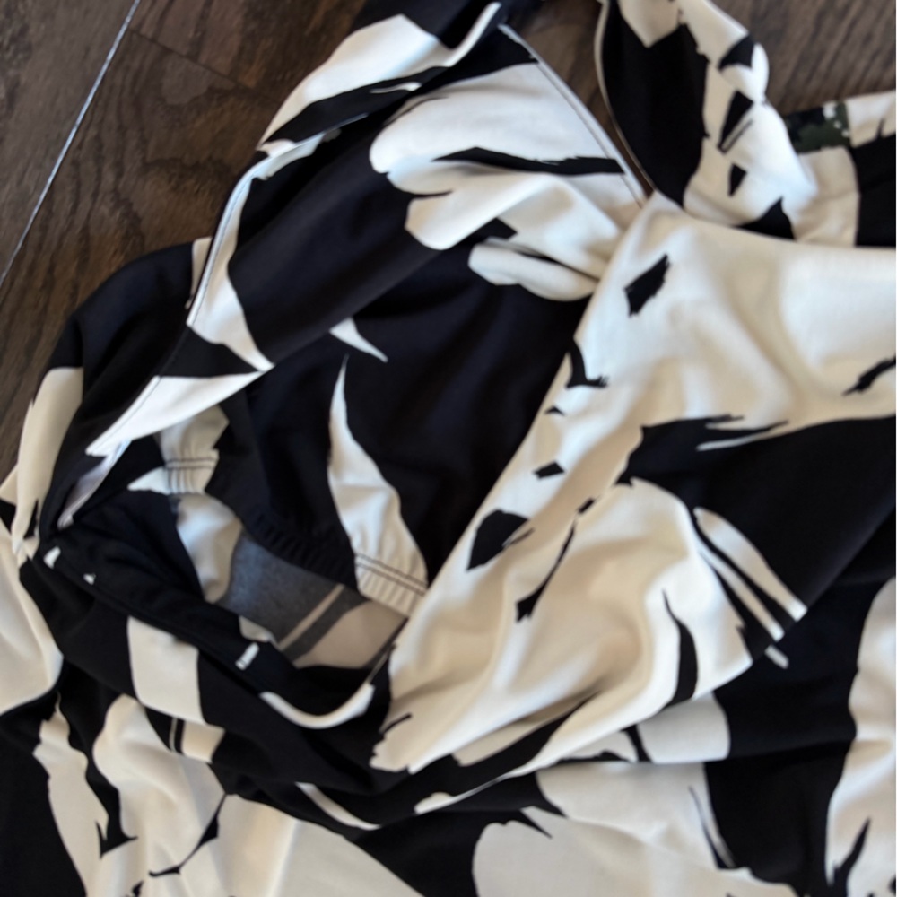 Tommy Bahama Black and White Floral Dress - Picture 3 of 4